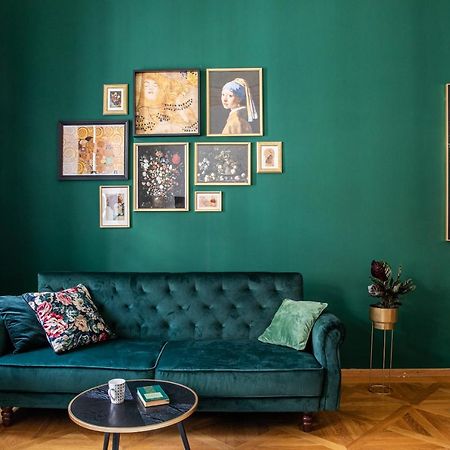 New Stylish 3 Suites Bedrooms Apt In Mala Strana - N2Nd Prag Eksteriør billede