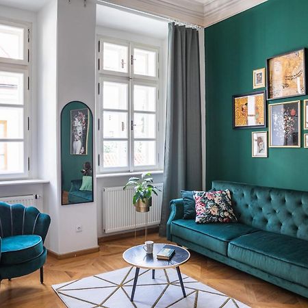 New Stylish 3 Suites Bedrooms Apt In Mala Strana - N2Nd Prag Eksteriør billede
